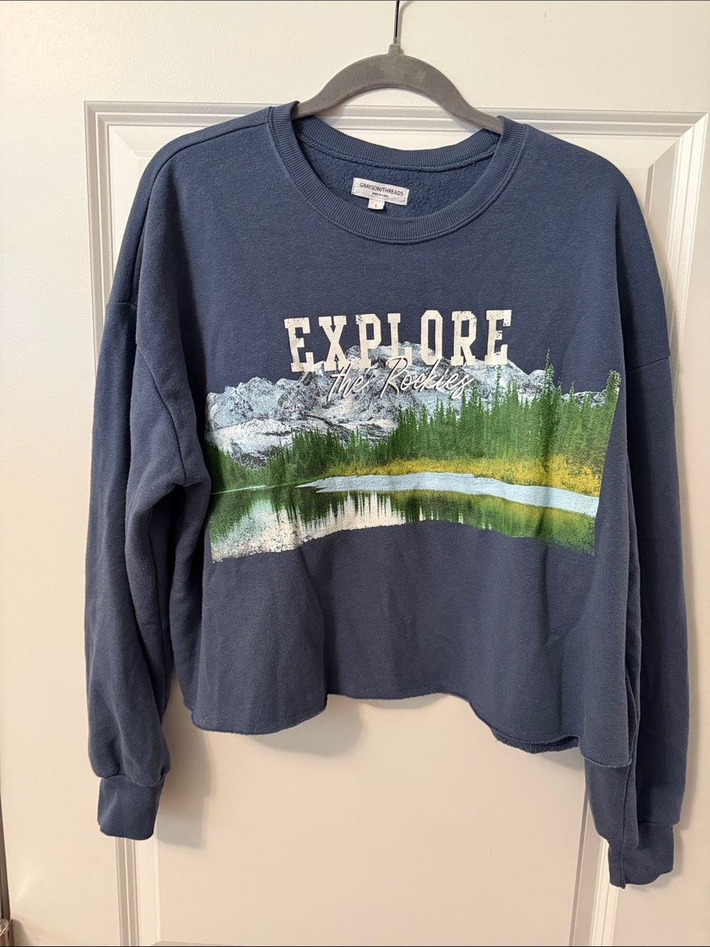 Grayson Threads Navy Crewneck with Mountain Graphic cropped sweatshirt